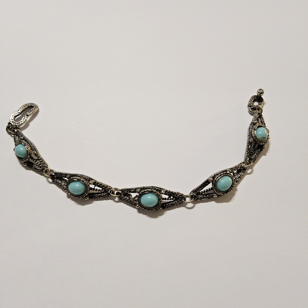 Elegant Turquoise Bracelet